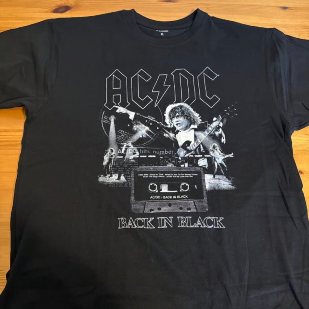 Vintage AC/DC Back in Black Cassette T-shirt